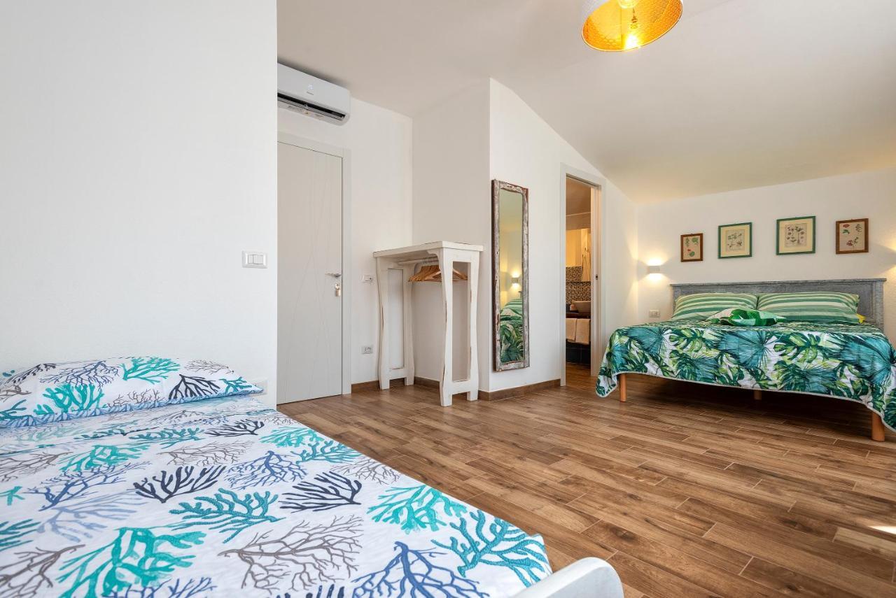 Dery Alghero Holiday Rooms ภายนอก รูปภาพ