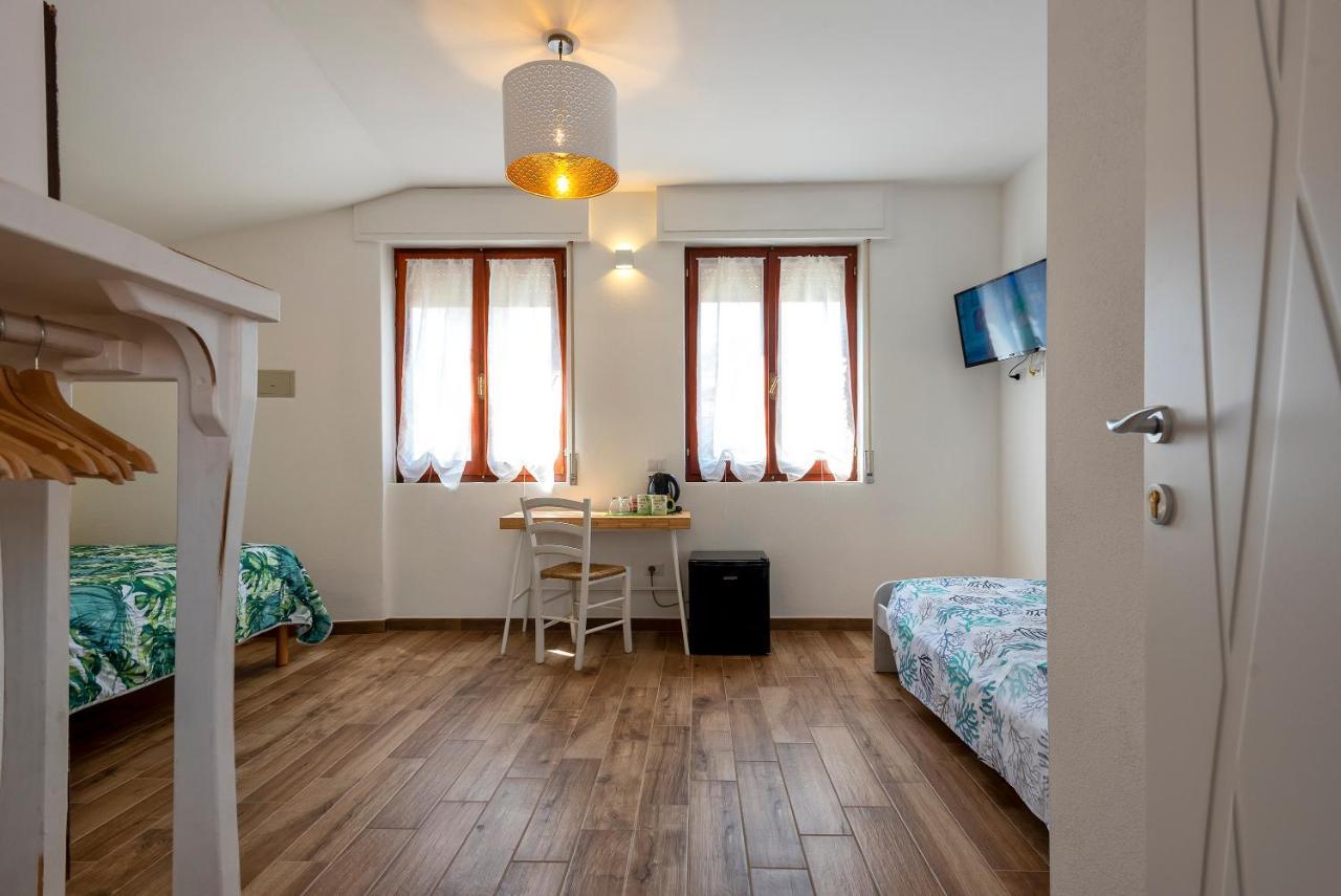 Dery Alghero Holiday Rooms ภายนอก รูปภาพ