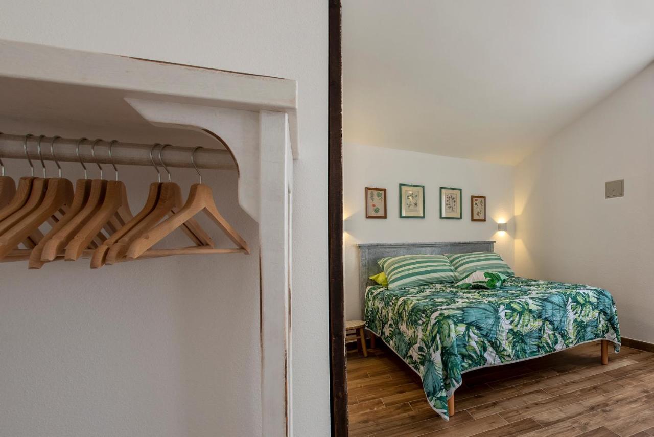 Dery Alghero Holiday Rooms ภายนอก รูปภาพ