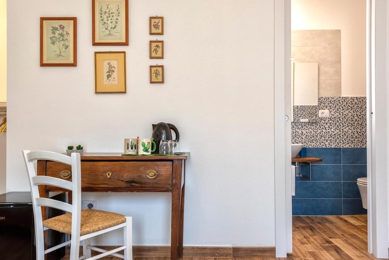Dery Alghero Holiday Rooms ภายนอก รูปภาพ