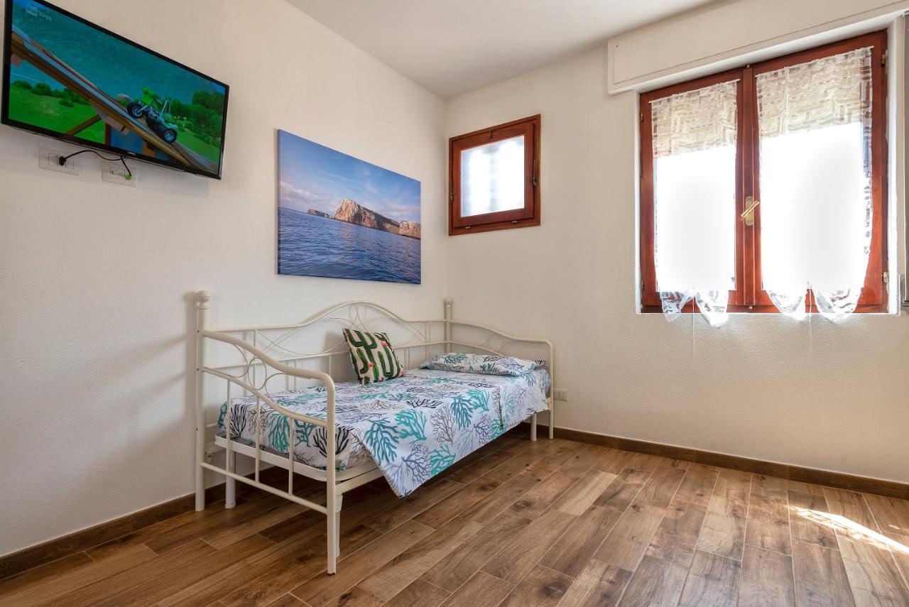 Dery Alghero Holiday Rooms ภายนอก รูปภาพ